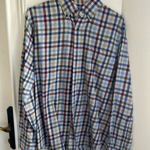 Peter Millar Button down shirt. Size Small